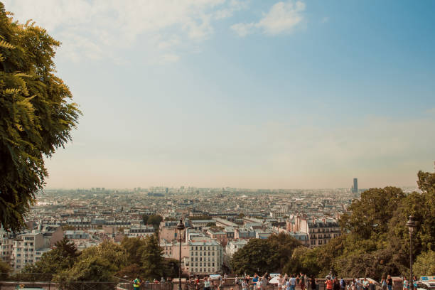 vue depuis la basilique du sacré-coeur à montmartre. paris, france - sacré cur basilica photos et images de collection