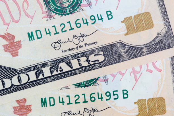 istock Ten dollars bills close up consecutive serial numbers 1060445930