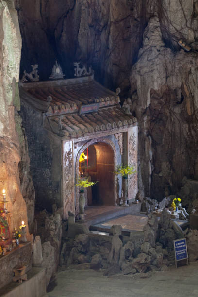 istock Shrine inside Huyen Khong Cave in Da Nang 1060536402