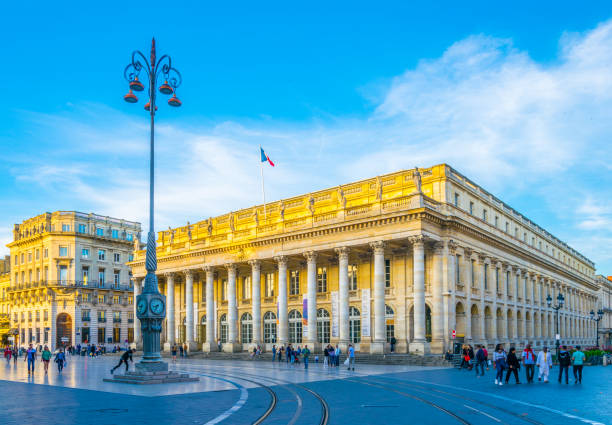 la ópera nacional de burdeos, francia - opera house opera stage theater european culture fotografías e imágenes de stock