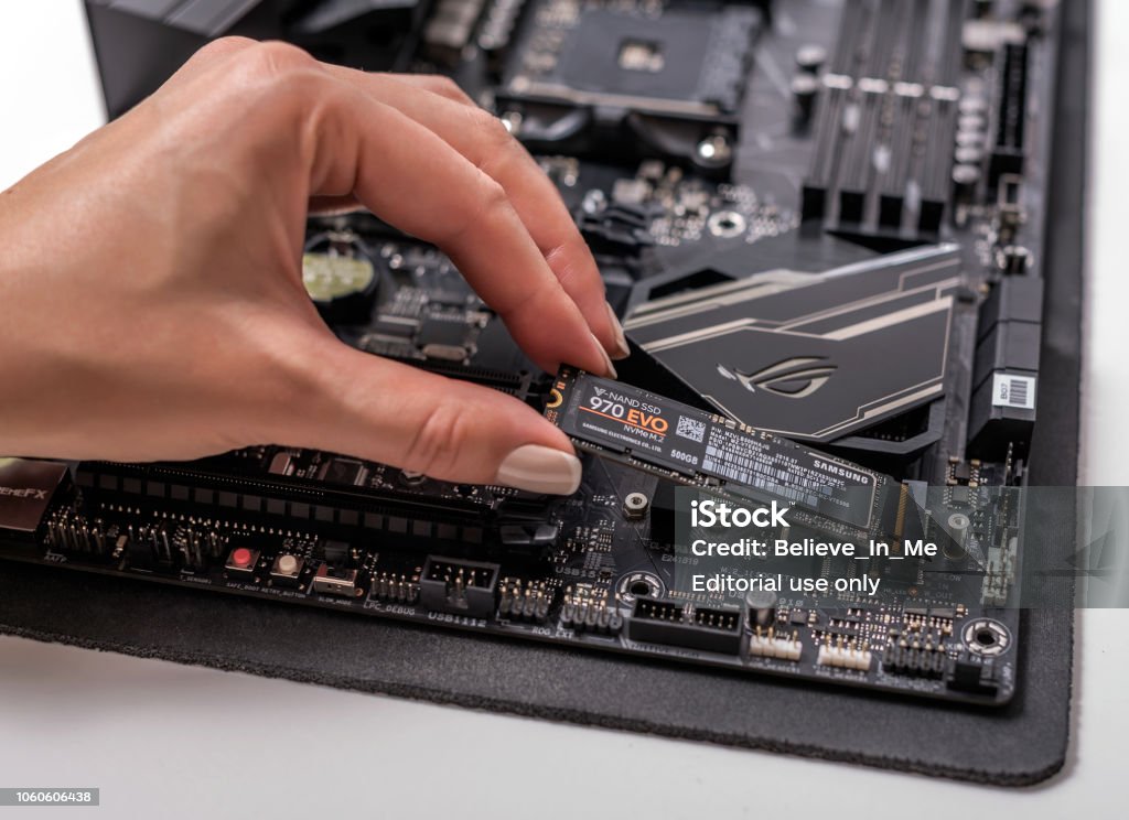 Hard Disk Ssd M2 On The Motherboard Background Stock Photo - Download Image  Now - Spatholobus Suberectus Dunn, Samsung, Computer Chip - iStock
