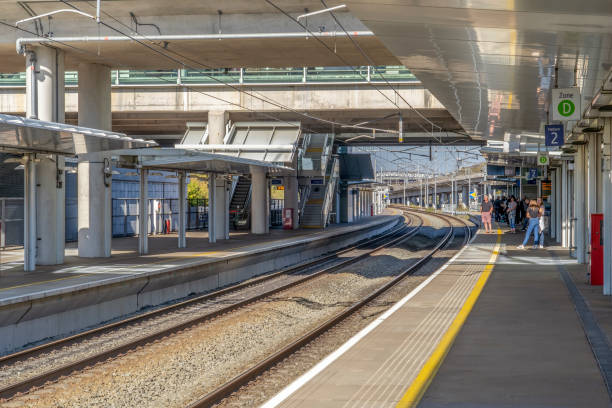 Ebbsfleet Railway Station on a high speed line to London Ebbsfleet, UK. 21st October 2018. The platforms of |Ebbsfleet railway station on the UK's only genuine high speed railway line. Fast services from here reach London in around 18 minutes. Eurostar stock pictures, royalty-free photos & images