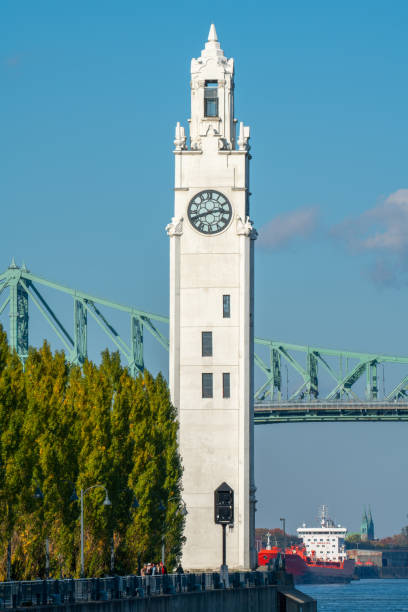 istock Quai de l'Horloge Montreal 1060729580