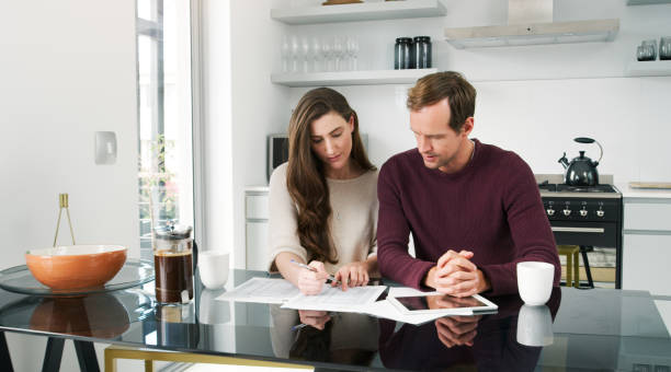 istock Calculating the growth on their investments 1060785970
