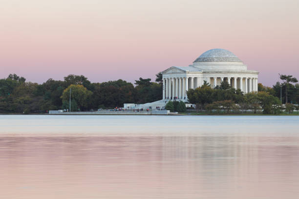 istock Jefferson Memorial - Washington DC 1060896312