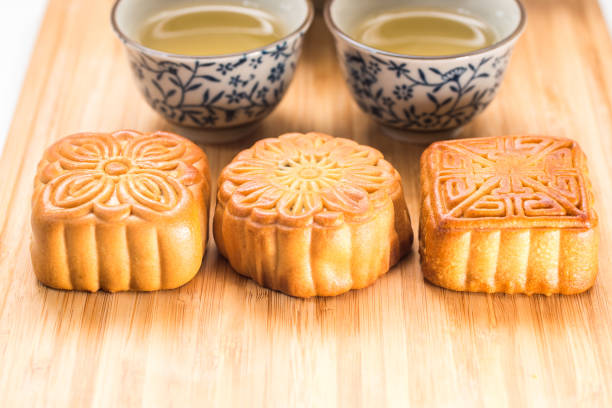istock Mid-Autumn Festival moon cake on white background 1060971018
