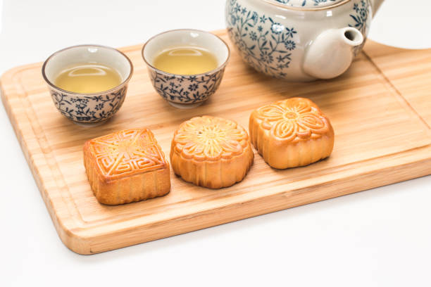 istock Mid-Autumn Festival moon cake on white background 1060980912