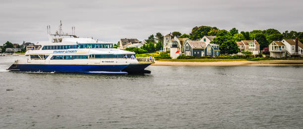 mv ияноу - august cape cod massachusetts new england стоковые фото и изображения