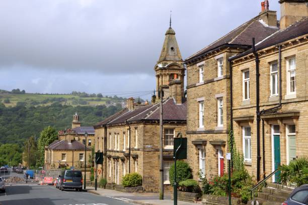 saltaire modelldorf - bradford england stock-fotos und bilder