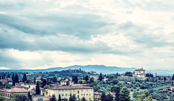 bellissimo paese toscano, vecchio filtro - 11900 foto e immagini stock