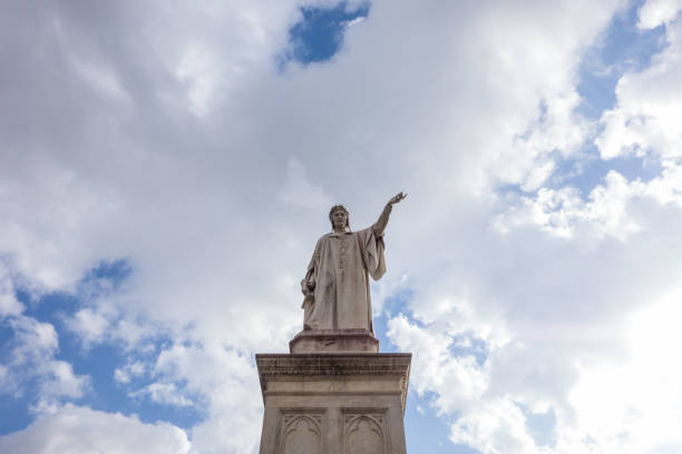 istock Dante Alighieri Statue in Naples, Italy 1061337730