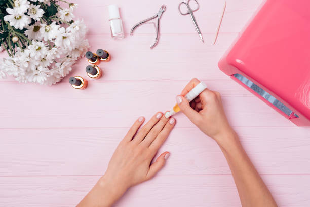 istock Flat lay arrangement woman complete shellac procedure 1061447768