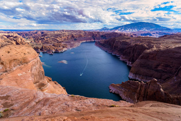 istock Boat on Lake Powell View 1061525246