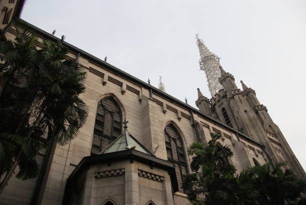St. Mary of the Assumption Cathedral, Jakarta or Jakarta Cathedral is a Roman Catholic cathedral in Jakarta, Indonesia, which is also the seat of the Roman Catholic Archbishop of Jakarta, currently Archbishop Ignatius Suharyo Hardjoatmodjo. Its official name is Gereja Santa Perawan Maria Diangkat Ke Surga santa maría de la catedral de la asunción, jakarta o catedral de yakarta es una catedral católica de yakarta, indonesia, que es también el asiento del católico arzobispo de yakarta, en la actualidad arzobispo ignatius suharyo hardjoatmodjo.