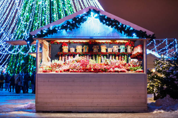 mercado tradicional de navidad en europa - stockholm market europe sweden fotografías e imágenes de stock