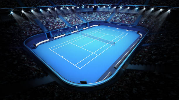 blau, tennisplatz und ein stadion voller zuschauer von oben betrachtet - indoor tennis flash stock-fotos und bilder