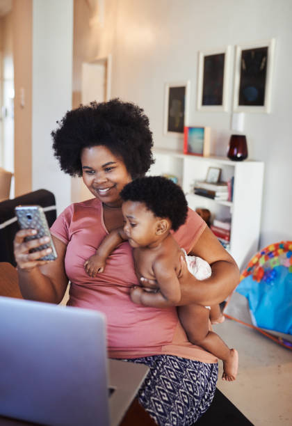 istock I just got discount for buying diapers online! 1061715878