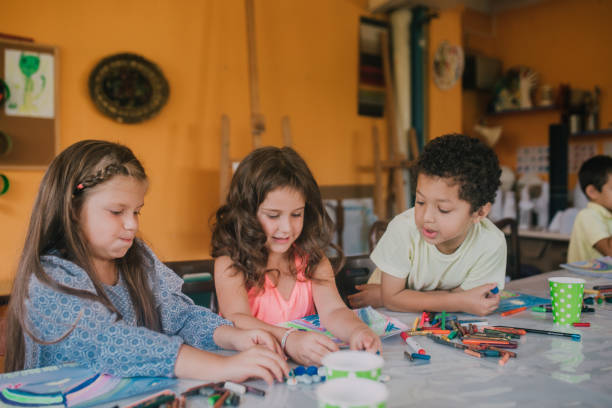 istock Children at art class together 1061770110