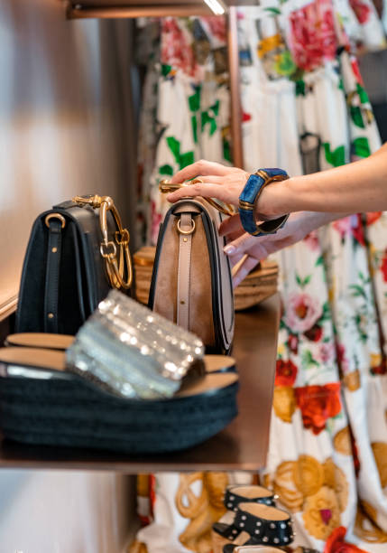istock Choosing purse in boutique 1061812660