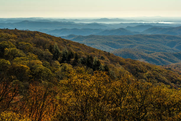 istock Autumn View of the Blue Ridge Mountains 1061862126