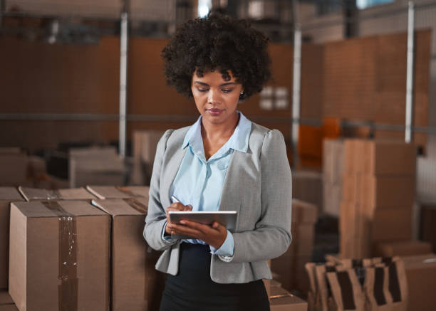istock She knows this warehouse like the back of her tablet 1062066472