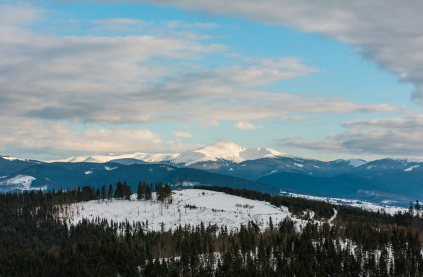 istock Evening winter cloudy day mountain ridge 1062123666