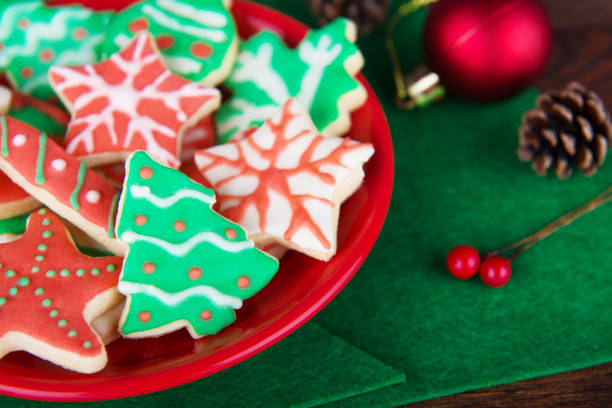 istock Christmas cookies 1062129388
