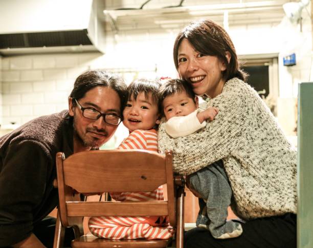 istock Japanese Family 1062165232