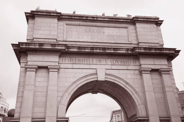 istock Fusiliers Arch; St Stephens Green Park; Dublin 1062226252