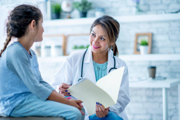 istock Consulting with a doctor 1062249338