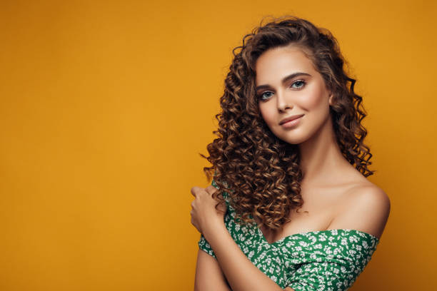 istock Elegant young woman 1062268914