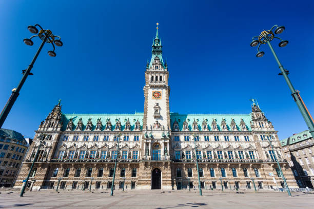 istock Hamburg Town Hall 1062280264