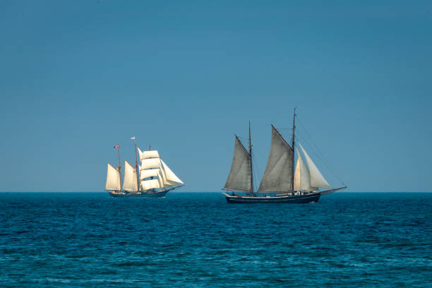 Barquentine and Gaff Rig Schooner Barquentine and Gaff Rif Schooner with Sails Set - lower third. gaff sails stock pictures, royalty-free photos & images