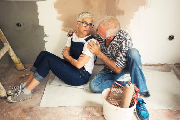 istock Couple remodeling their home 1062437116