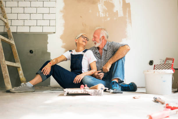 istock Couple remodeling their home 1062504532