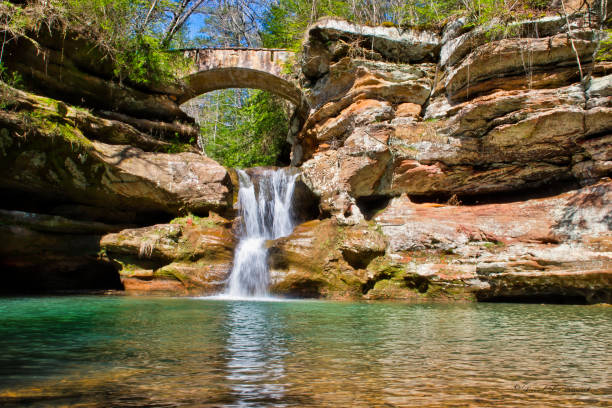 istock Upper Falls, Hocking Hills State Park, Ohio 1062591980
