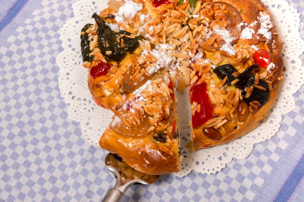 istock Portuguese King Cake 1062696984