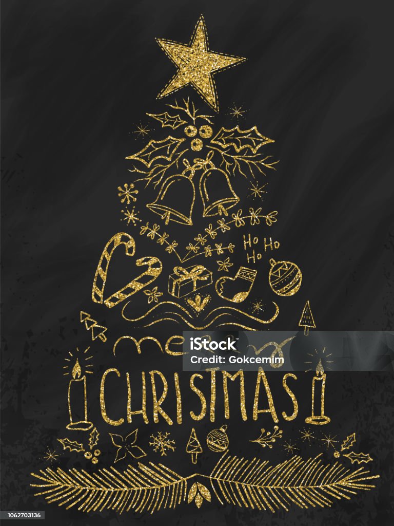 Glitter d'oro disegnato a mano Albero di Natale sulla lavagna. Biglietto d'auguri di Buon Natale. Scritte a mano con gesso - Foto stock royalty-free di Carattere tipografico