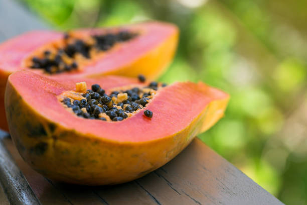 istock Slices of fresh cutted papaya 1062708198