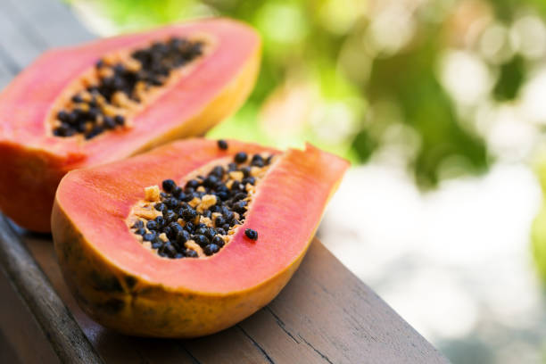 istock Slices of fresh cutted papaya 1062708254