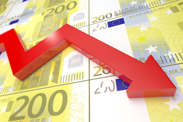 赤い矢印とユーロ財務減少グラフ ストック画像 - exchange rate decline loss graph ストックフォトと画像