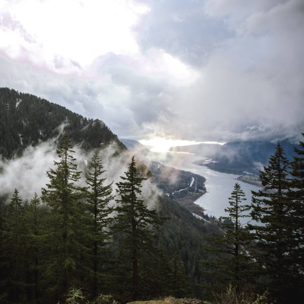 istock Overlook The Columbia River Gorge Oregon 1062751000