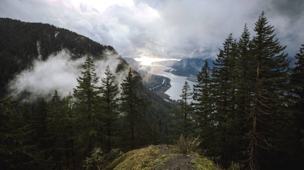 istock Overlook The Columbia River Gorge Oregon 1062751010