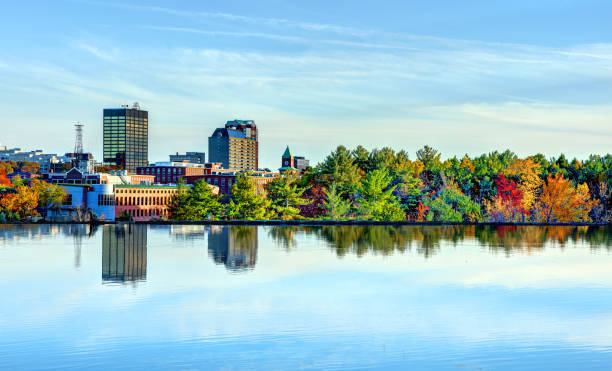 istock Autumn in Manchester, New Hampshire 1062909428