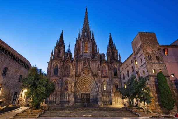 istock Barcelona cathedral before the dawn 1063017264