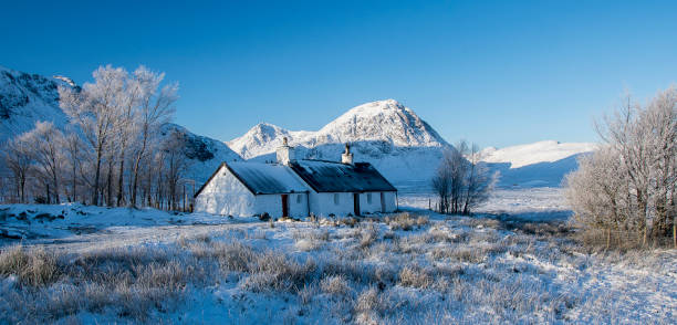 blackrock cottage glencoe Blackrock cottage Glencoe winter December  2017 Scotland highlands -10 winter snow buachaille etive mor photos stock pictures, royalty-free photos & images