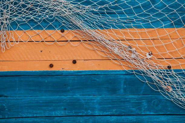 rete da pesca a bordo - fishing net foto e immagini stock