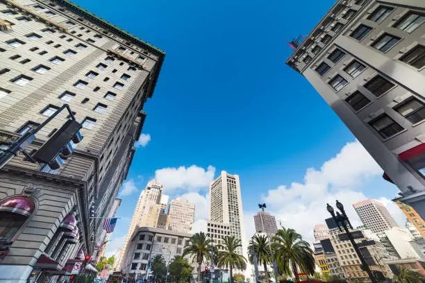 Photo of Union square in San Franciscisco under a blue sky