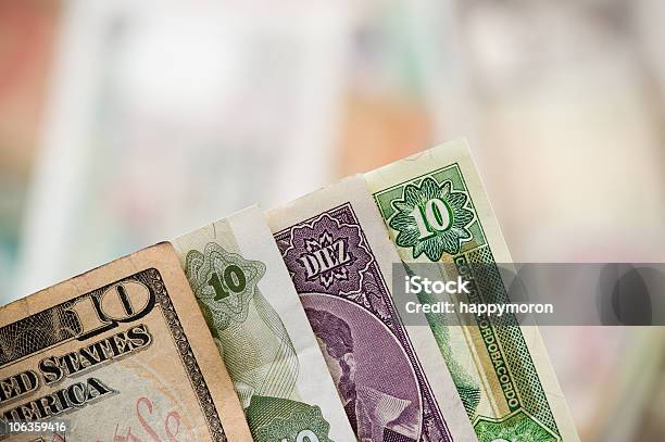 Hand Of Ten Stockfoto und mehr Bilder von 10-Dollar-Schein - US-Dollar-Geldschein - 10-Dollar-Schein - US-Dollar-Geldschein, Amerikanische Währung, Bunt - Farbton