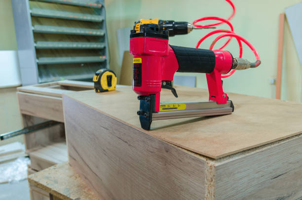 istock Red sroiteny pneumatic stapler 1063600858